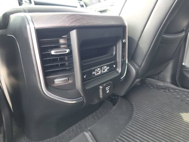 Used 2025 RAM 1500 Laramie w/ Night Edition AWD/4WD image 28