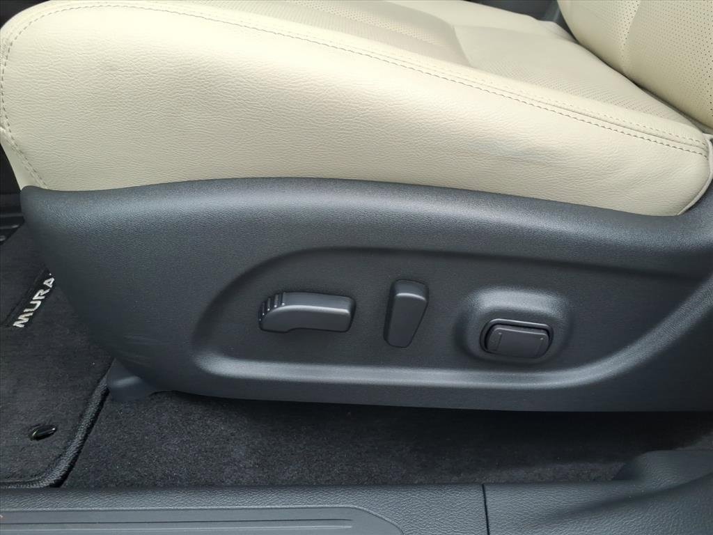 Used 2024 Nissan Murano SL image 7
