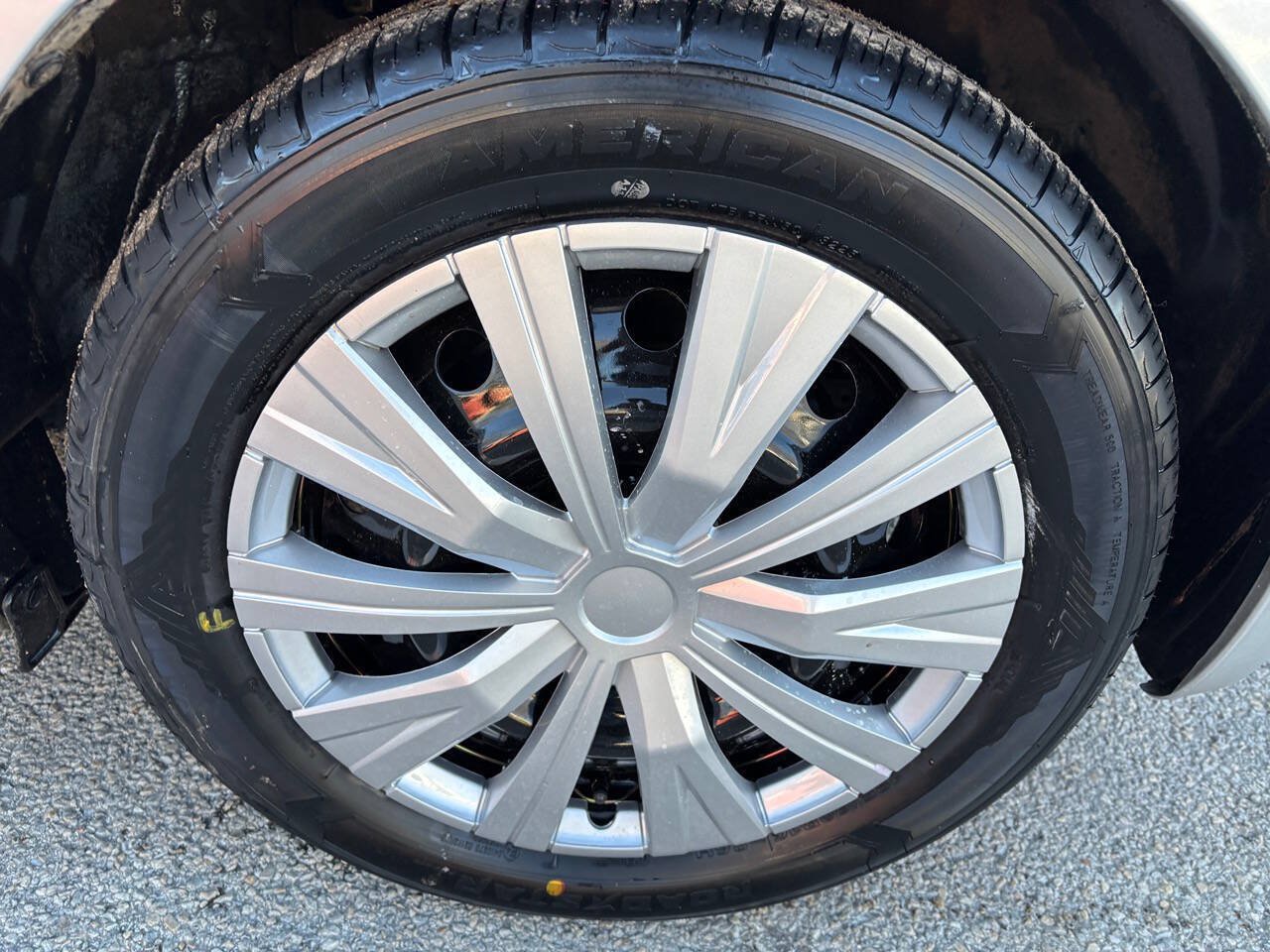 Used 2012 Scion iQ FWD image 5