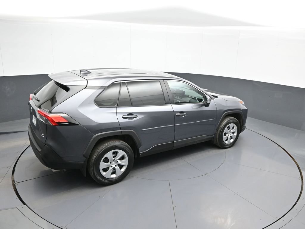 Certified 2022 Toyota RAV4 LE image 40