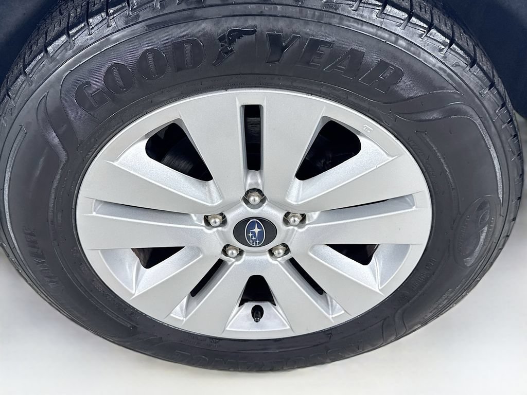 Used 2019 Subaru Outback 2.5i AWD/4WD image 36