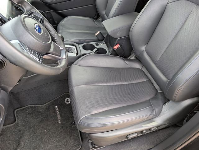 Used 2025 Subaru Forester Limited image 12