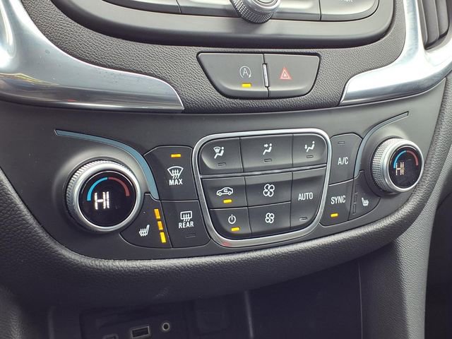 Used 2024 Chevrolet Equinox LT image 12