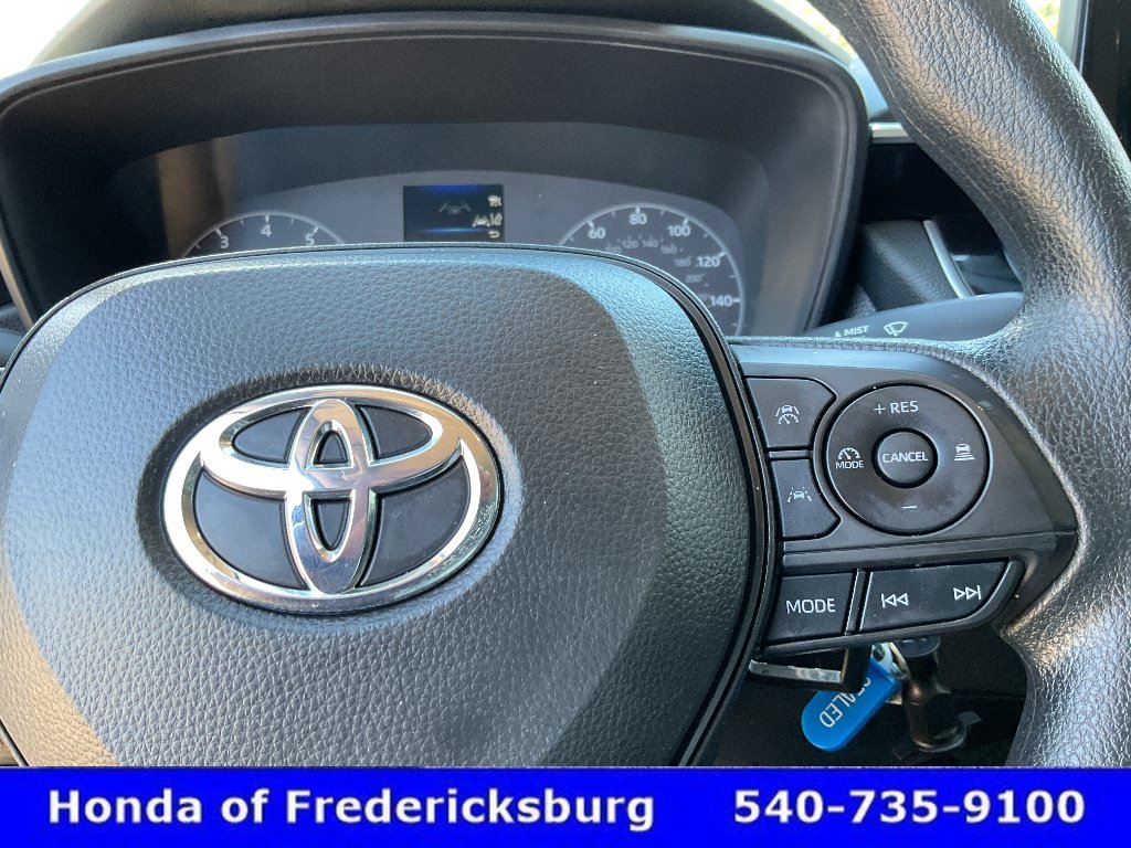Used 2024 Toyota Corolla LE FWD image 29