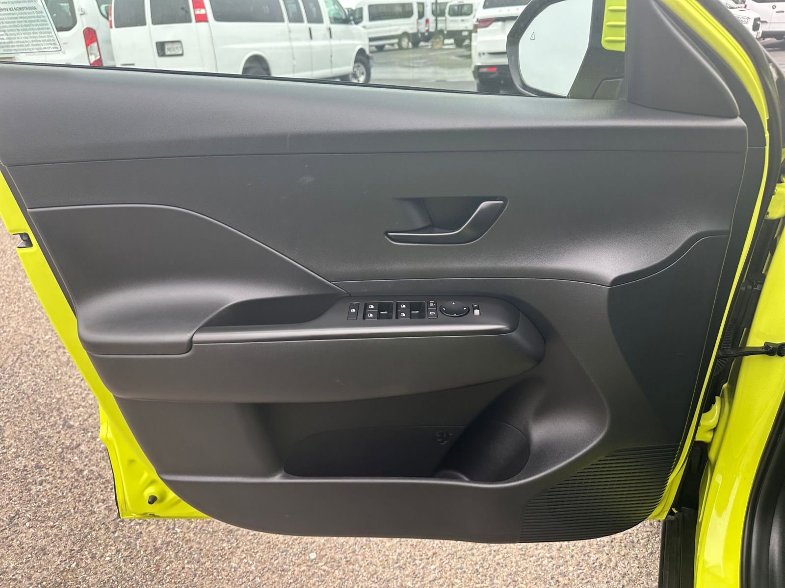 Used 2025 Hyundai Kona SEL image 20