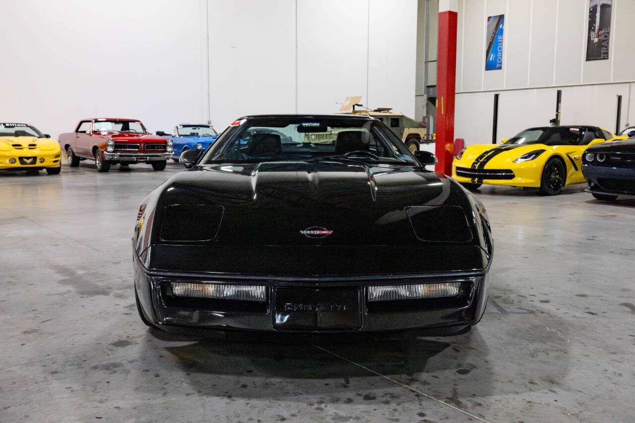 Used 1990 Chevrolet Corvette Coupe RWD image 9