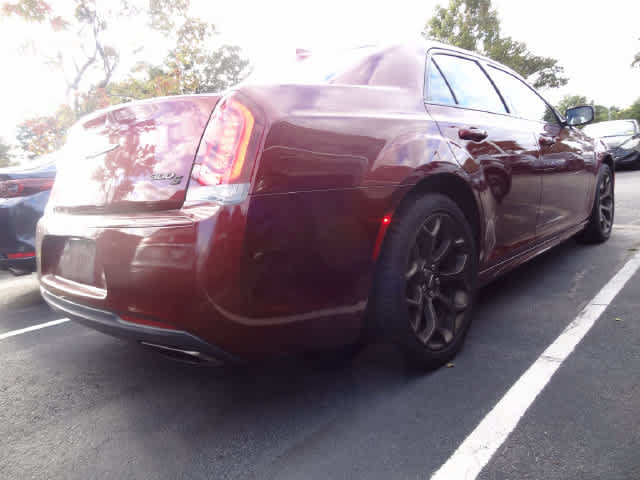 Used 2019 Chrysler 300 S w/ 300S Alloy Package RWD image 4