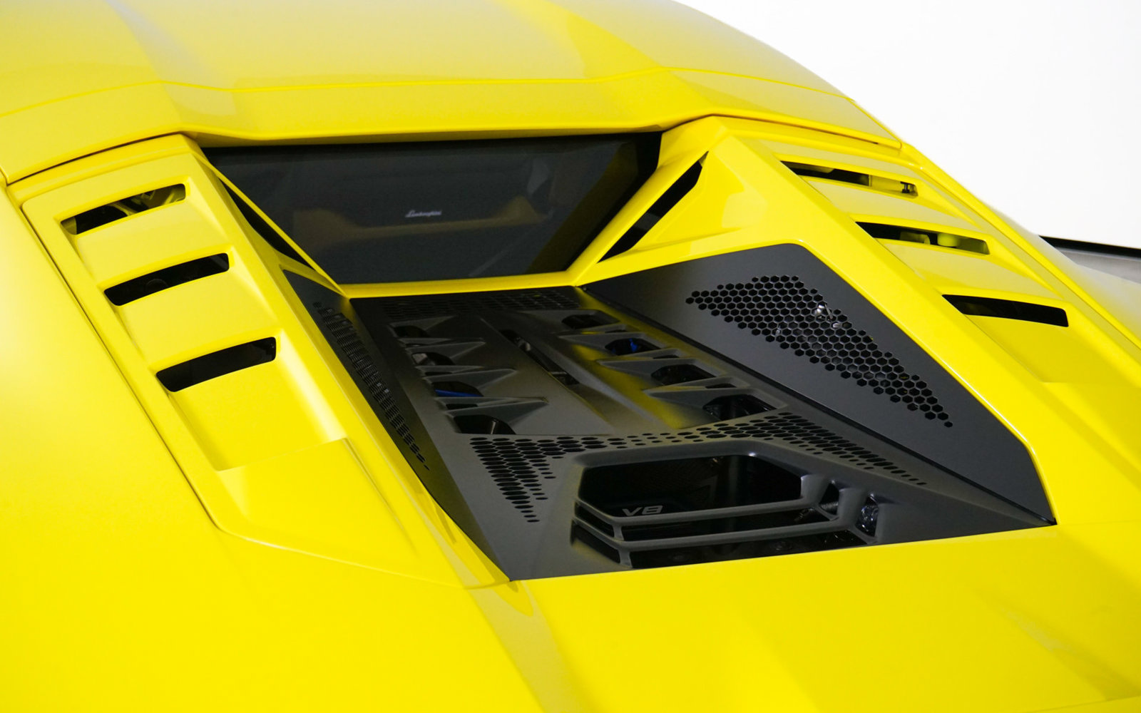 Used 2026 Lamborghini Temerario AWD/4WD image 16