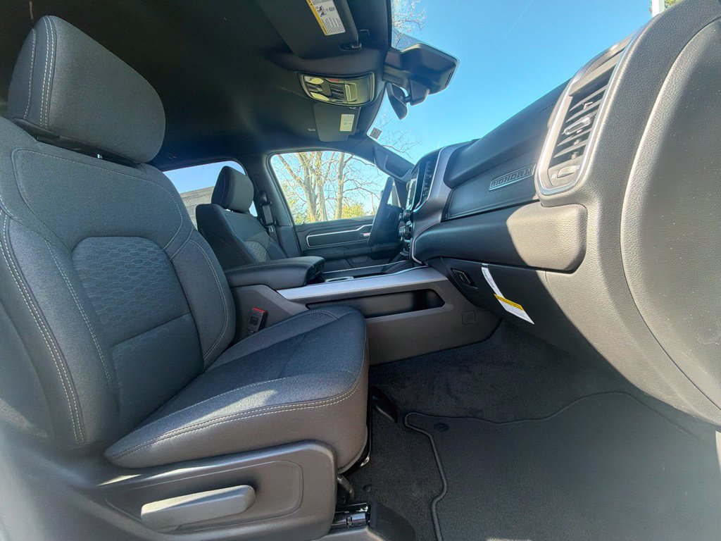 New 2027 RAM 1500 4x4 Crew Cab image 38