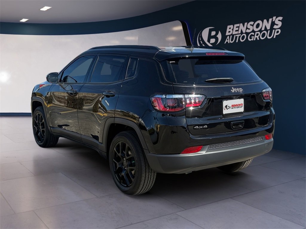 New 2026 Jeep Compass Latitude image 3