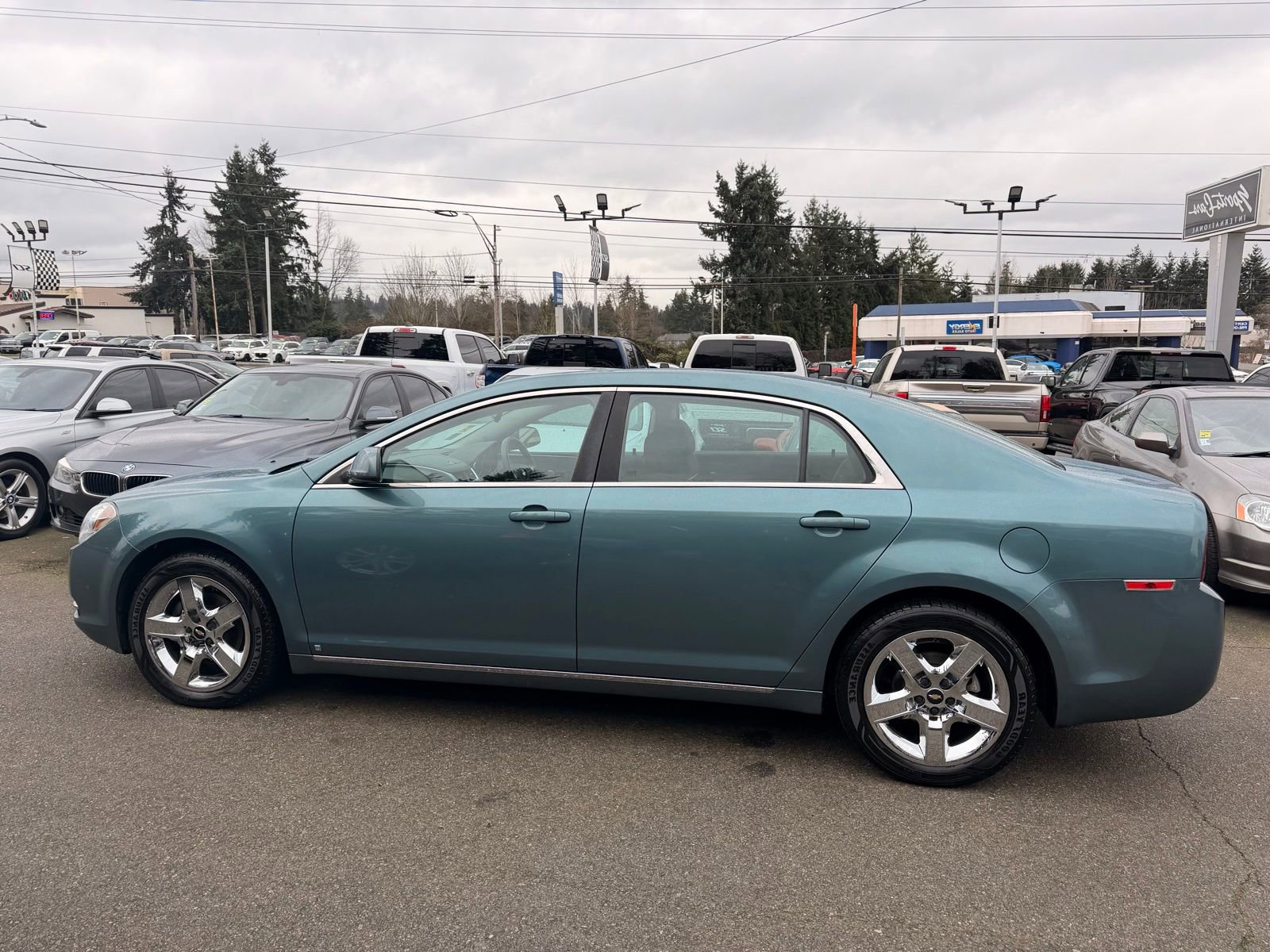 Used 2009 Chevrolet Malibu LT w/ Power Convenience Package image 29