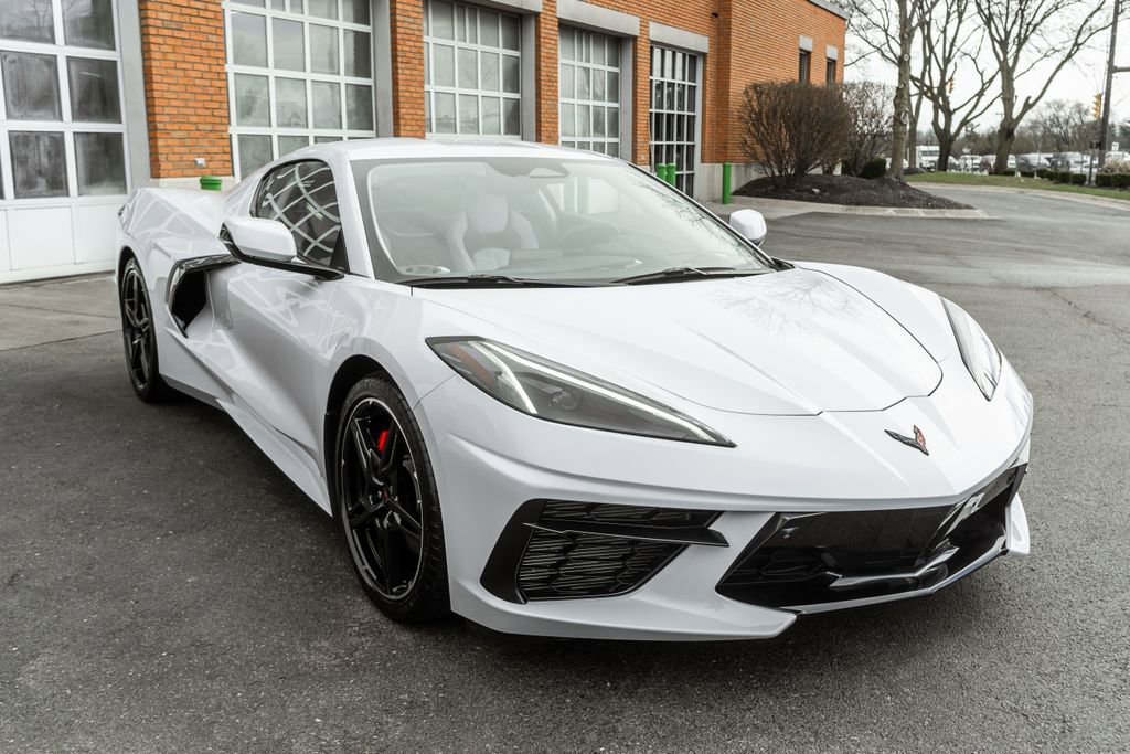 Used 2024 Chevrolet Corvette Stingray Premium Cpe w/ Battery Protection Package image 5