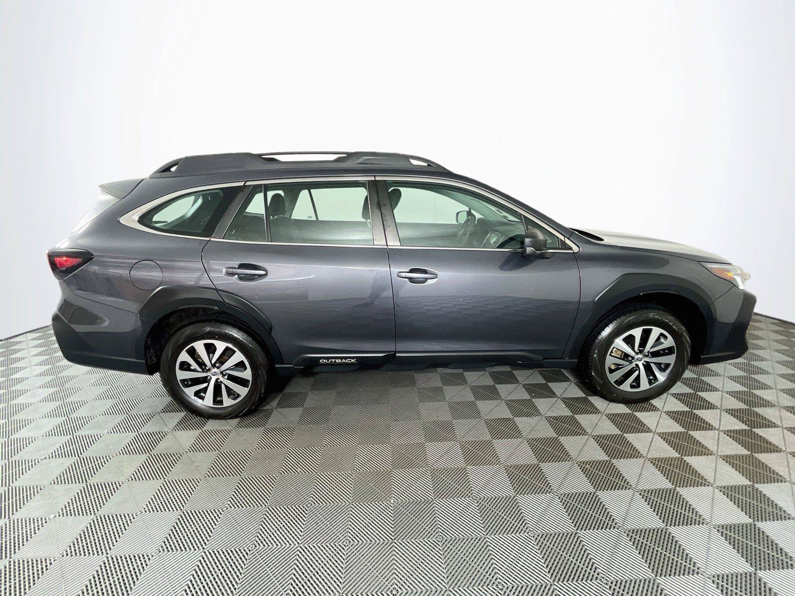 Certified 2024 Subaru Outback AWD/4WD image 11
