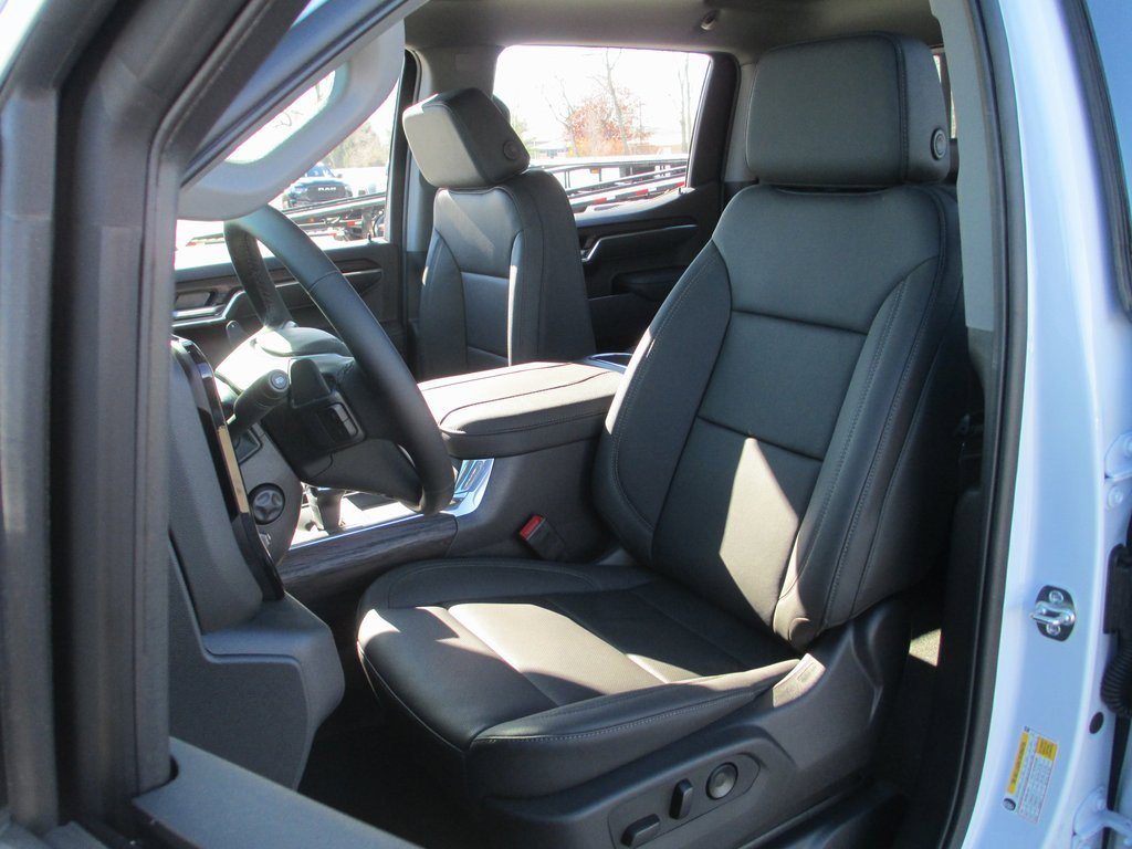 New 2026 GMC Sierra 1500 SLT w/ SLT Premium Plus Package image 12