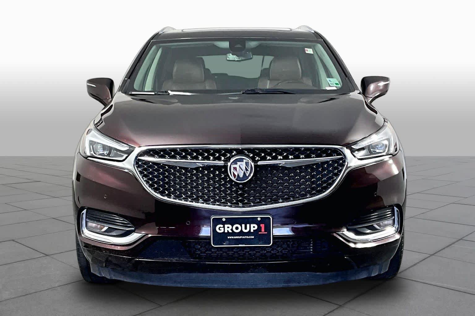 Used 2020 Buick Enclave Avenir w/ Avenir Technology Package AWD/4WD image 4