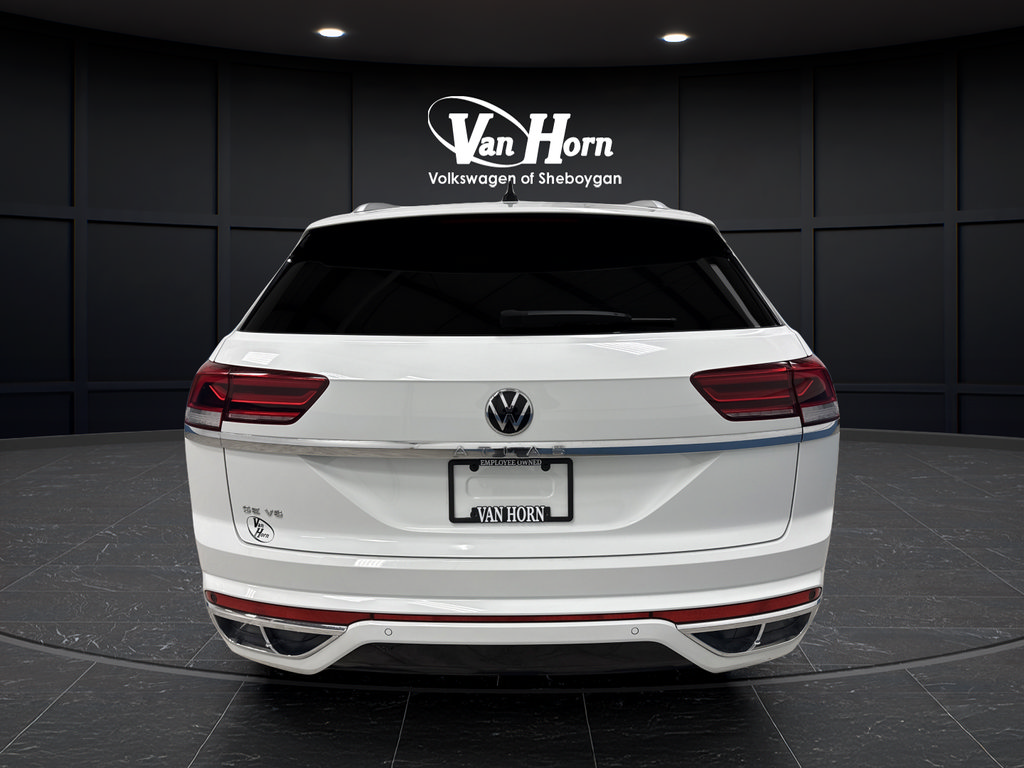 Used 2021 Volkswagen Atlas Cross Sport SE w/ Panoramic Sunroof Package FWD image 13