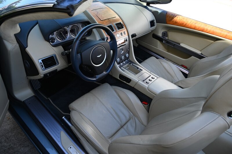 Used 2007 Aston Martin DB9 Volante RWD image 36