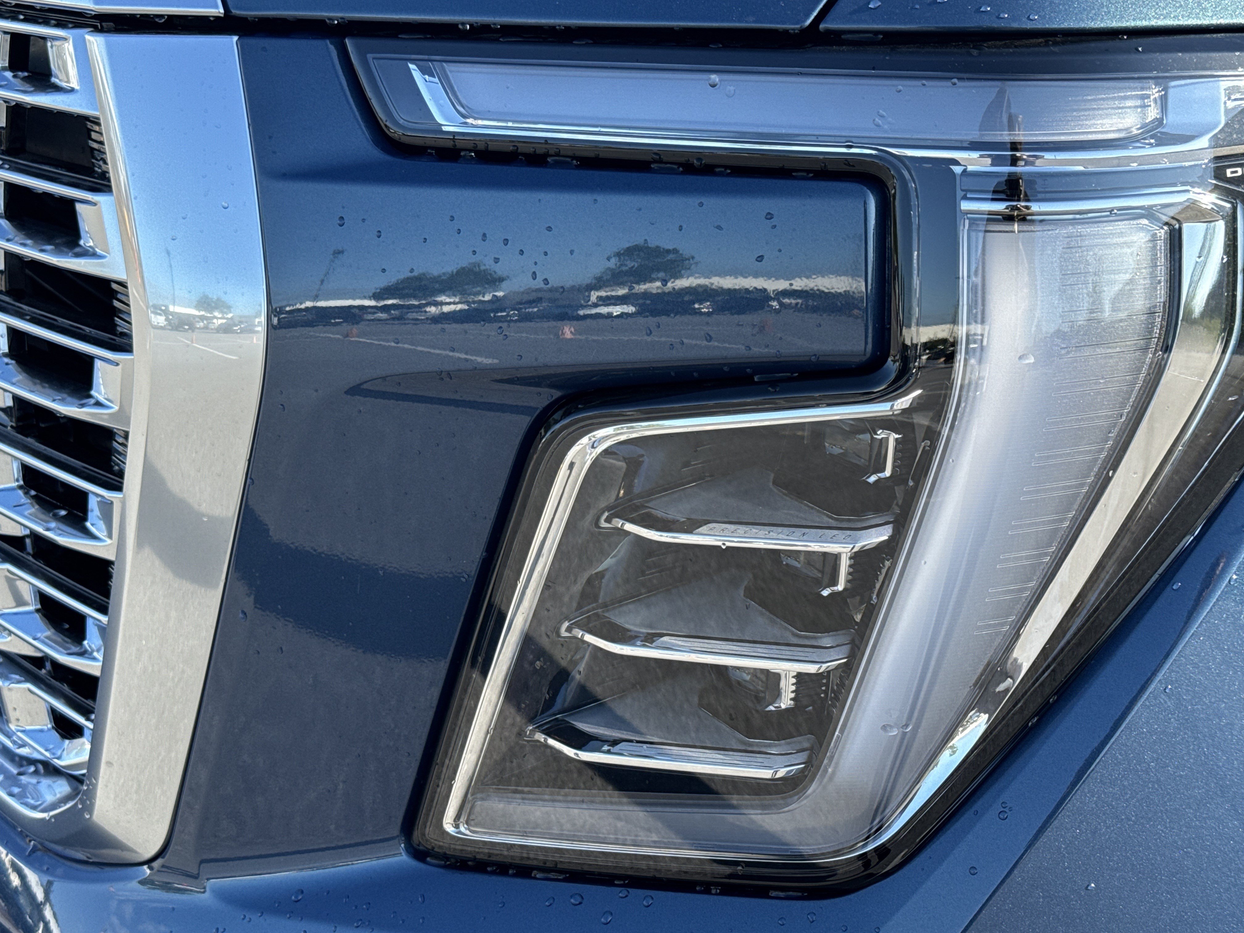 New 2026 GMC Yukon XL Denali w/ Sun & Power Step Package AWD/4WD image 6