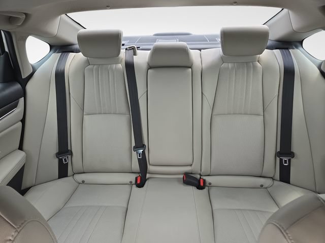 Used 2020 Honda Accord Touring image 34