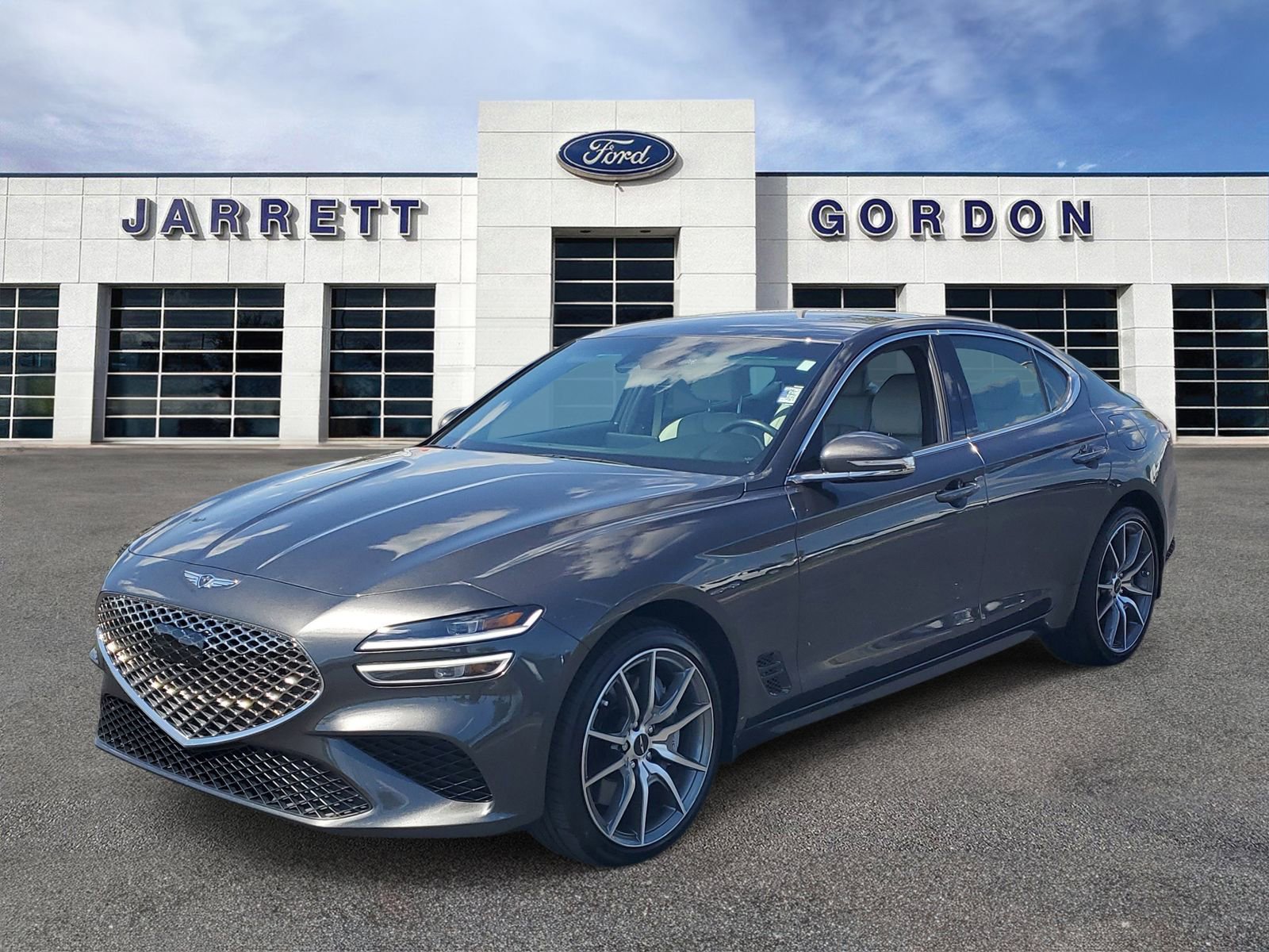 Used 2025 Genesis G70 2.5T RWD image 2