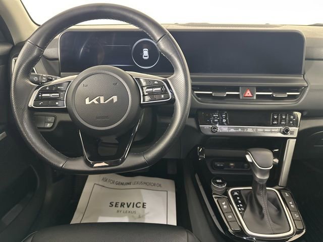 Used 2024 Kia Seltos SX w/ SX Sunroof Package image 14