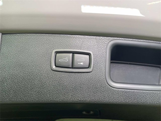 New 2026 Porsche Macan image 21