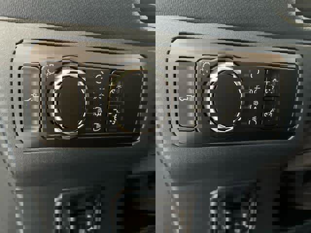 New 2025 Ford Maverick XLT w/ XLT Luxury Package image 18