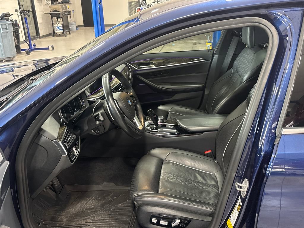 Used 2018 BMW 540i xDrive image 65