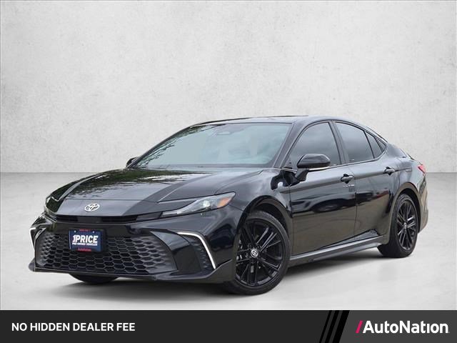 Used 2025 Toyota Camry SE w/ Convenience Package FWD image 1