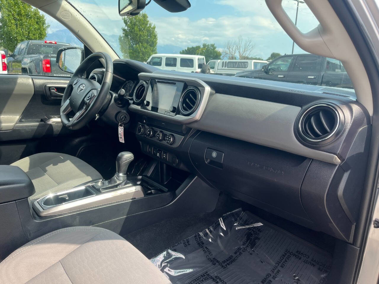 Used 2019 Toyota Tacoma SR5 image 12