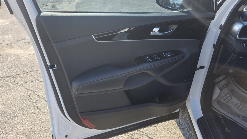 Used 2019 Kia Sorento EX w/ EX Touring Package image 15