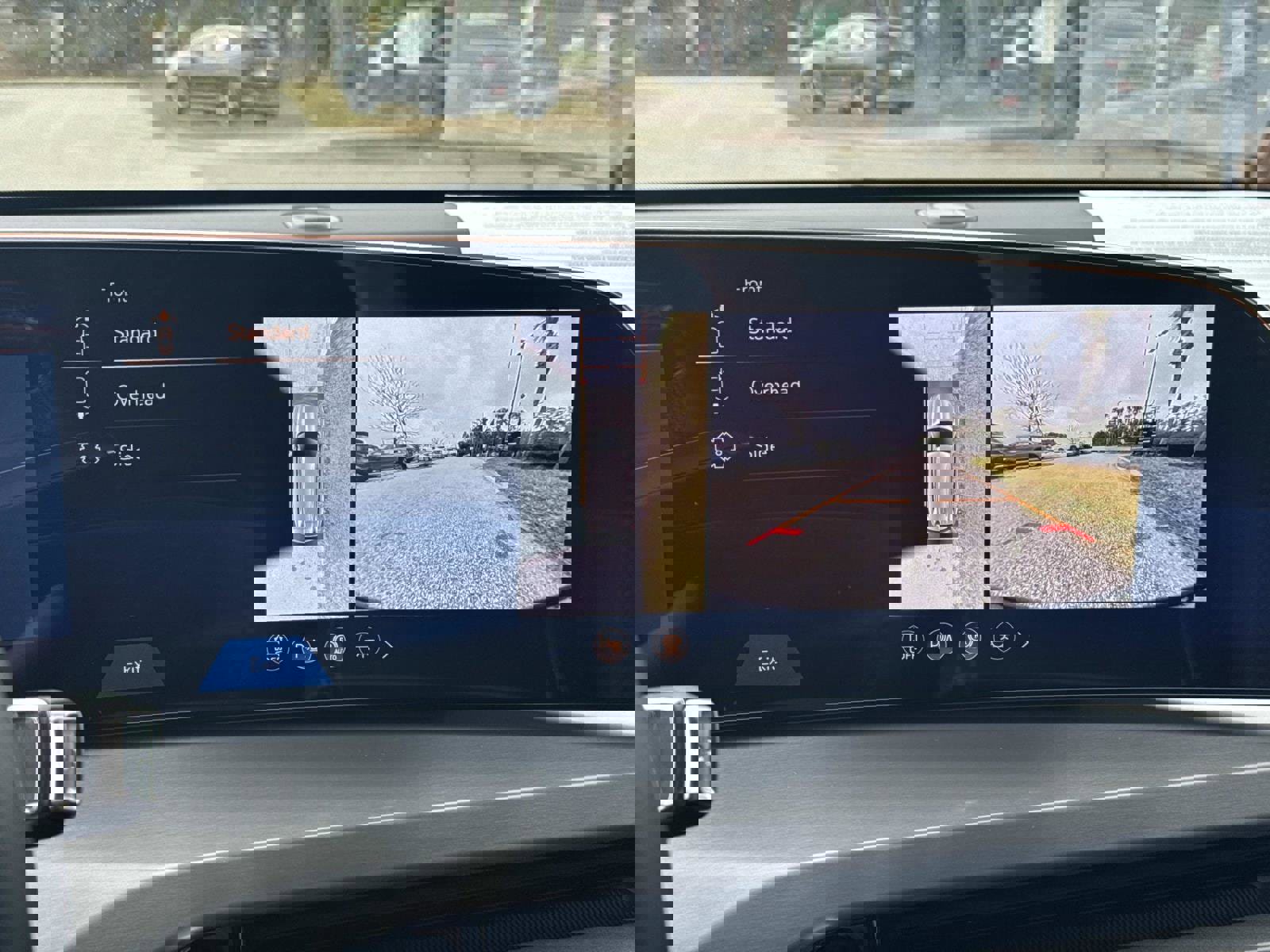 Used 2026 Cadillac Vistiq Luxury image 28