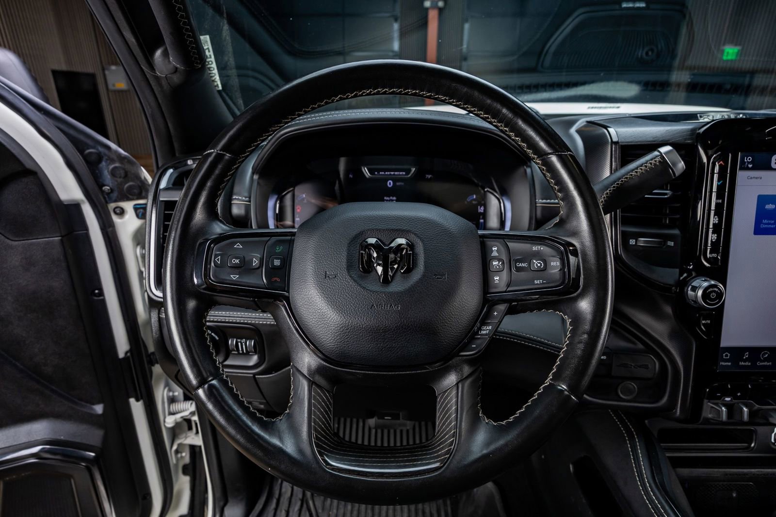 Used 2024 RAM 3500 Limited w/ Night Edition AWD/4WD image 19