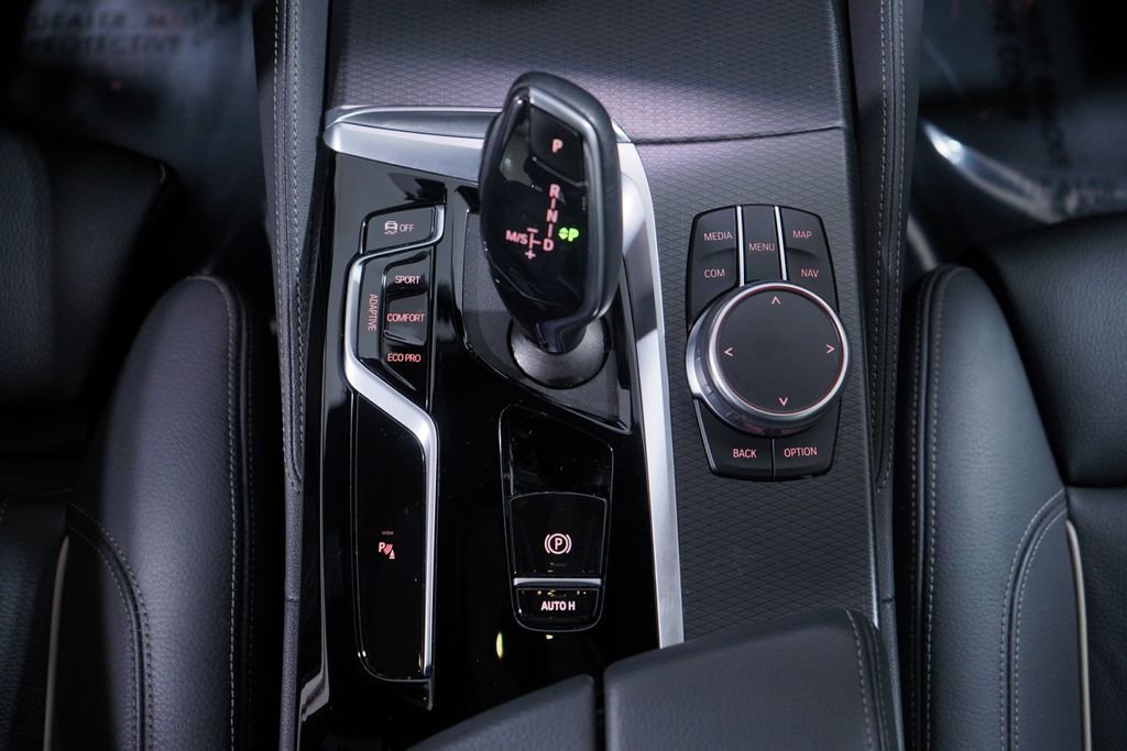 Used 2023 BMW M550i xDrive w/ Shadowloine Package image 14