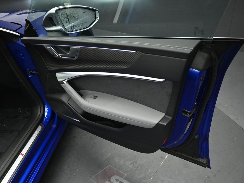 Used 2023 Audi S7 Prestige image 30