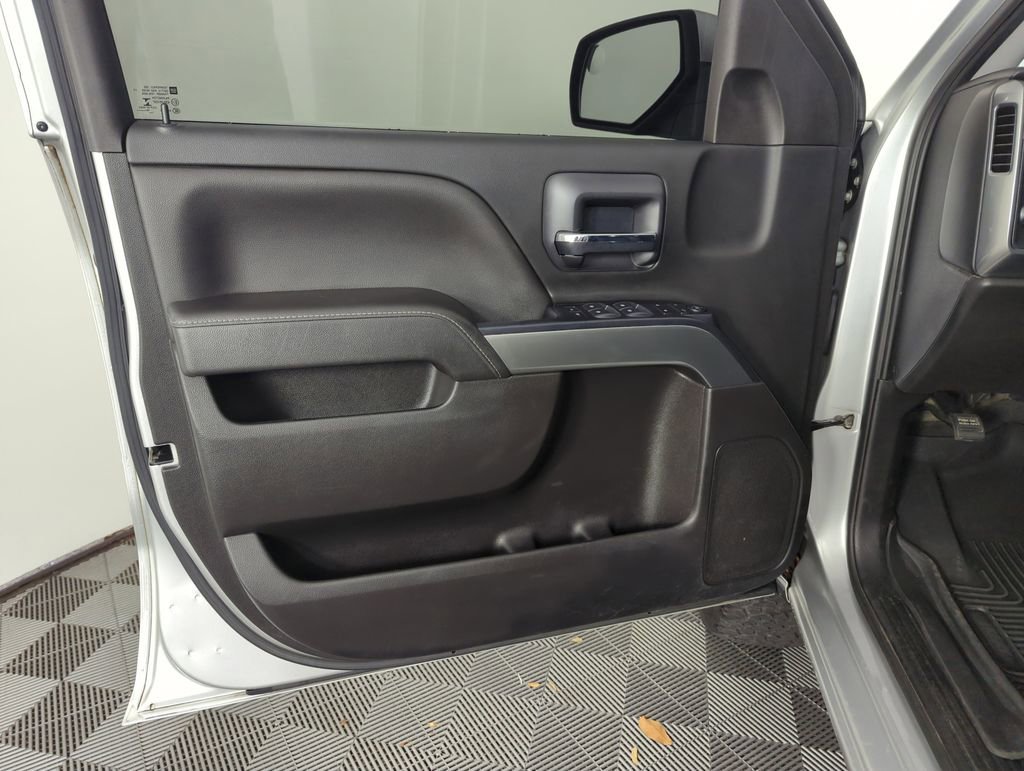 Used 2019 Chevrolet Silverado 1500 LT w/ All Star Edition image 18