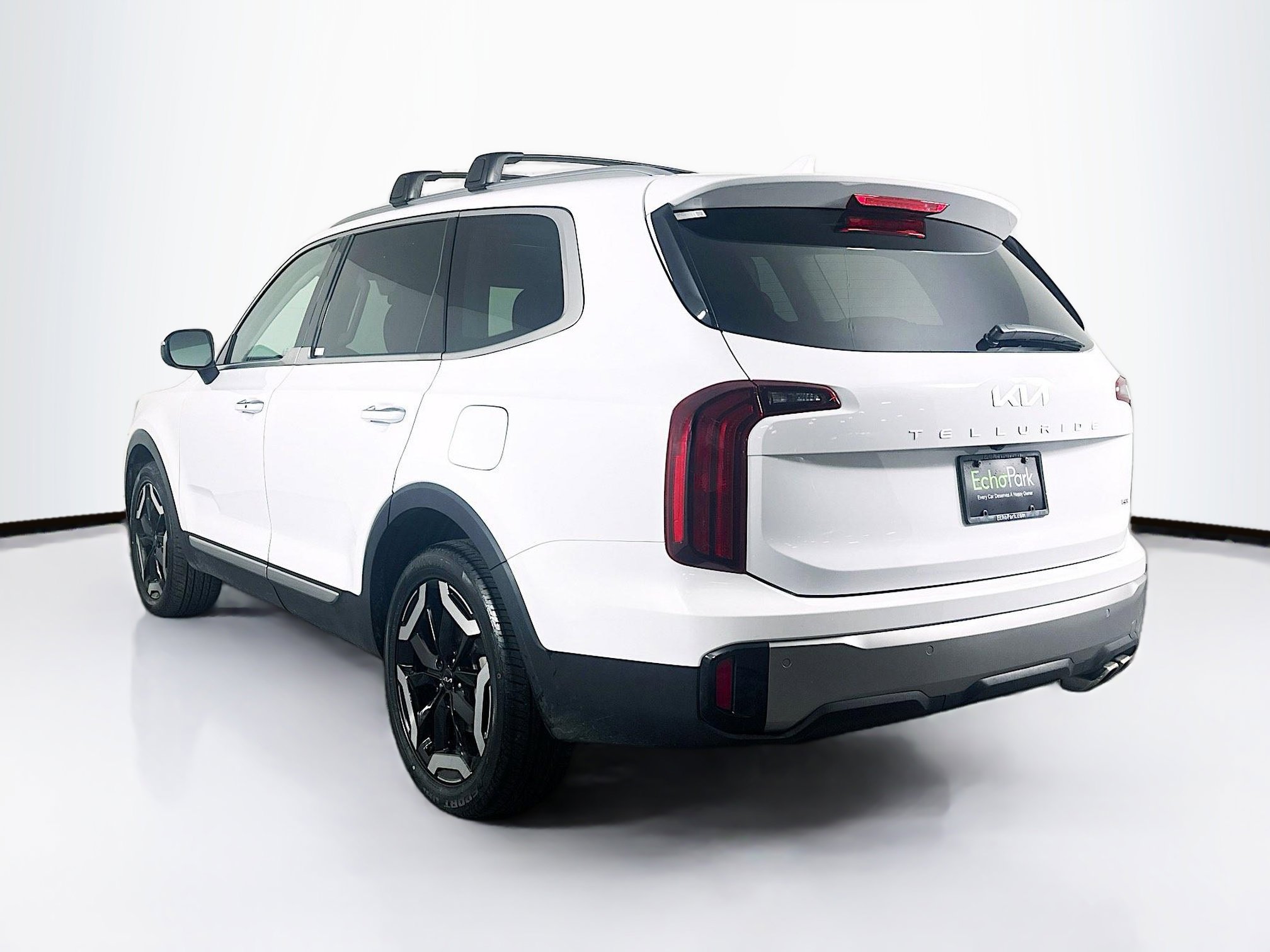 Used 2025 Kia Telluride S image 5