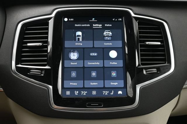 Used 2024 Volvo XC90 B5 Plus w/ Protection Package AWD/4WD image 16