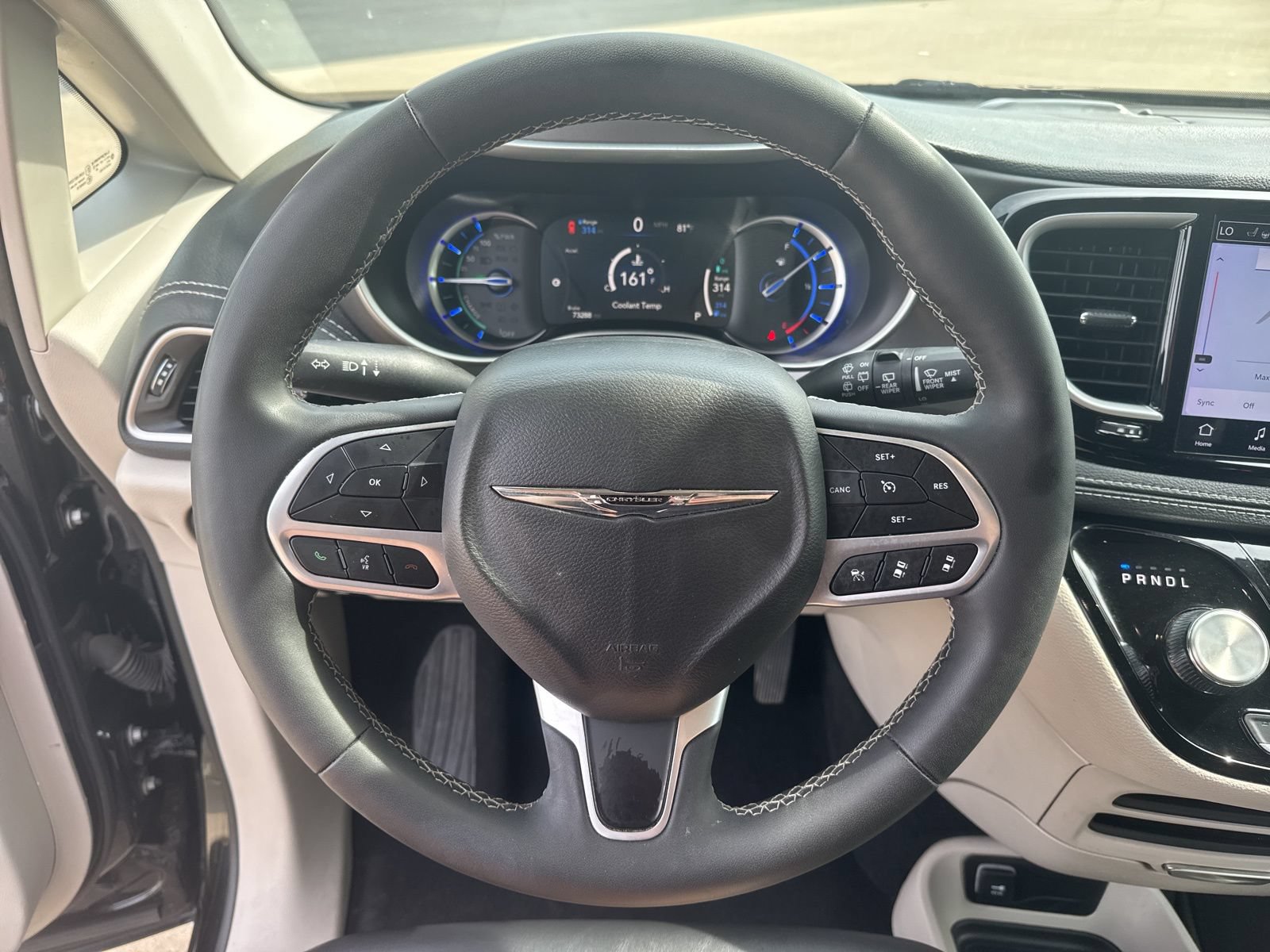 Used 2024 Chrysler Pacifica Limited FWD image 23