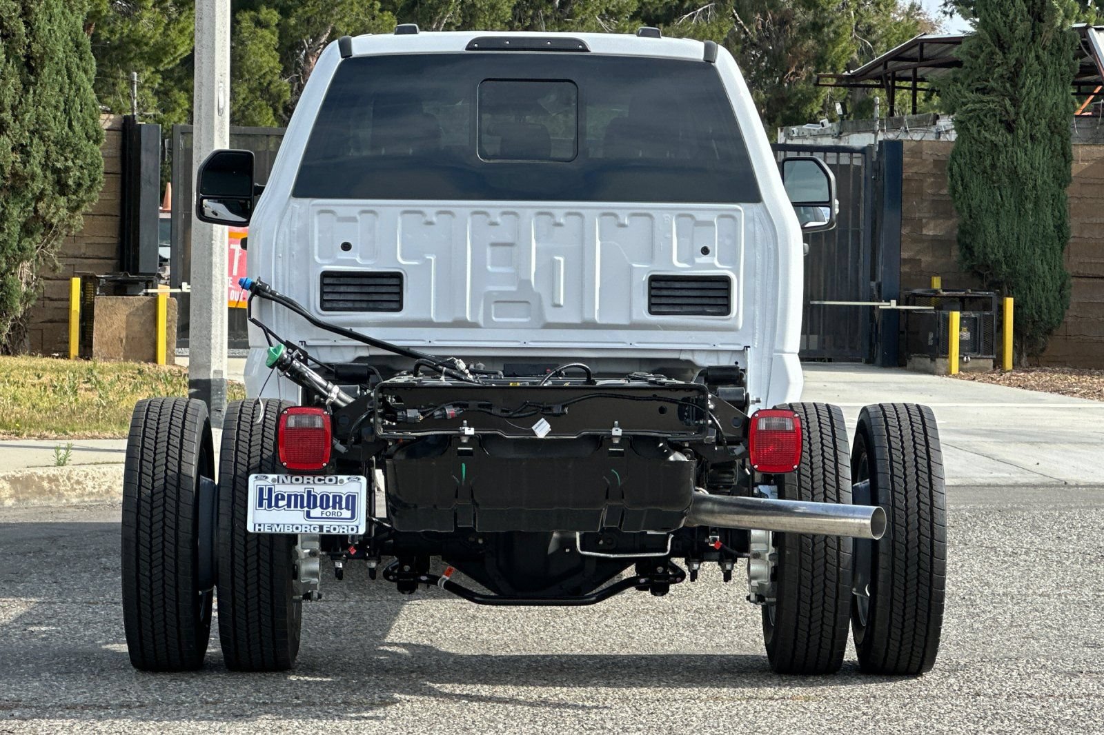 New 2026 Ford F450 XL w/ XL Chrome Package RWD image 5