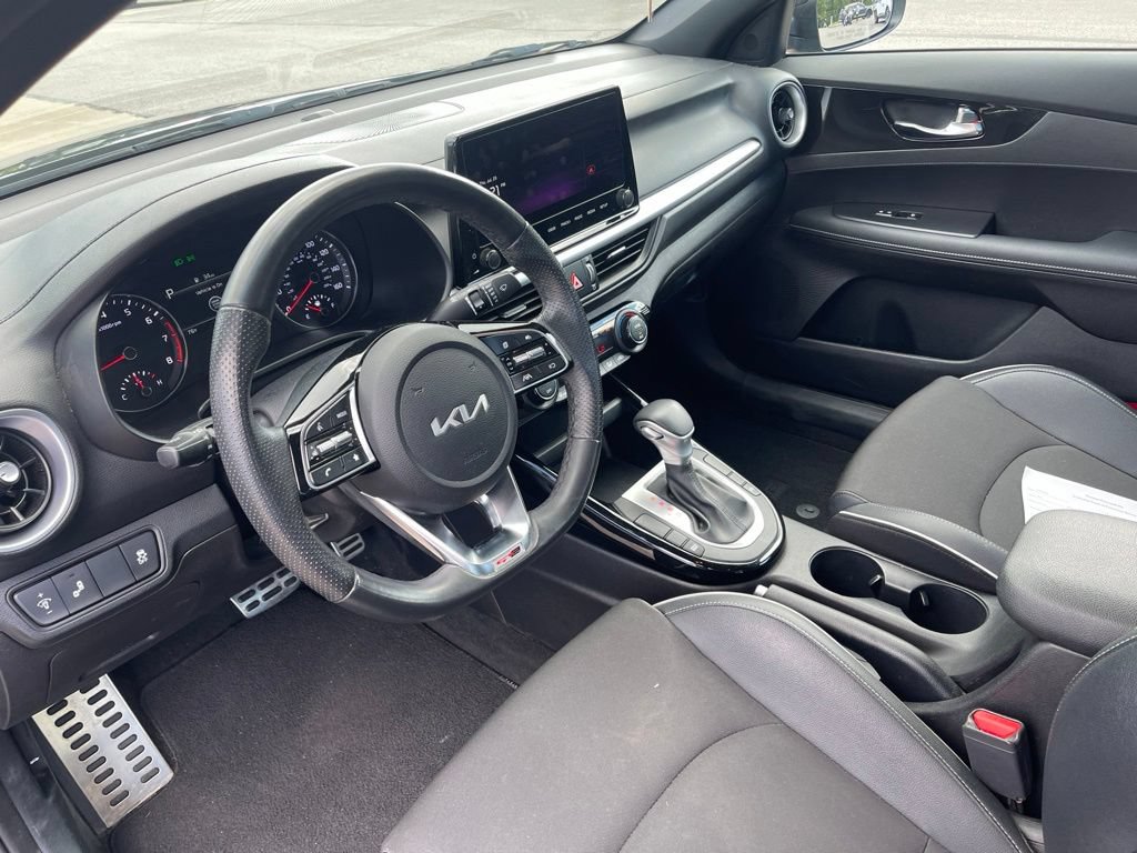 Used 2023 Kia Forte GT-Line FWD image 7