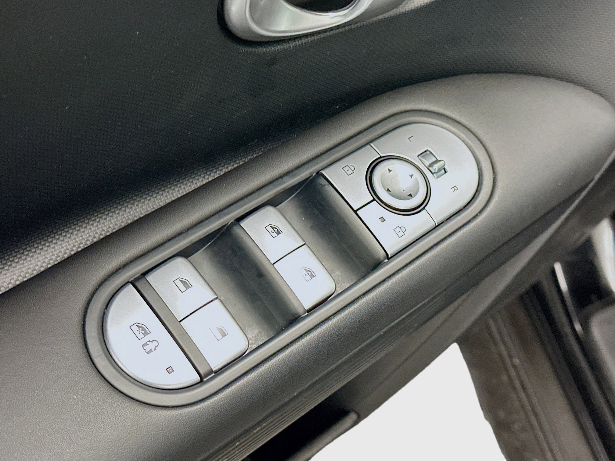 Used 2024 Hyundai Ioniq 5 SEL AWD/4WD image 15