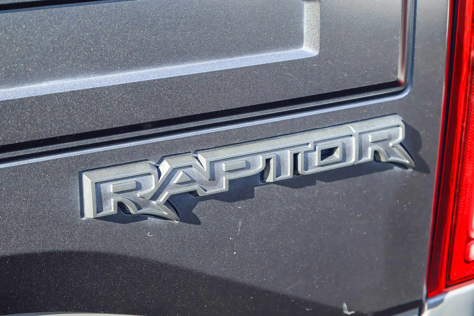 Used 2018 Ford F150 Raptor w/ Equipment Group 802A Luxury image 27