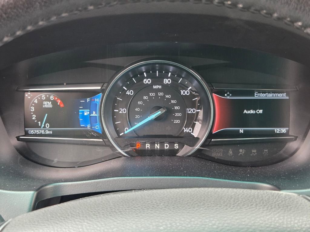 Used 2017 Ford Explorer Limited image 27