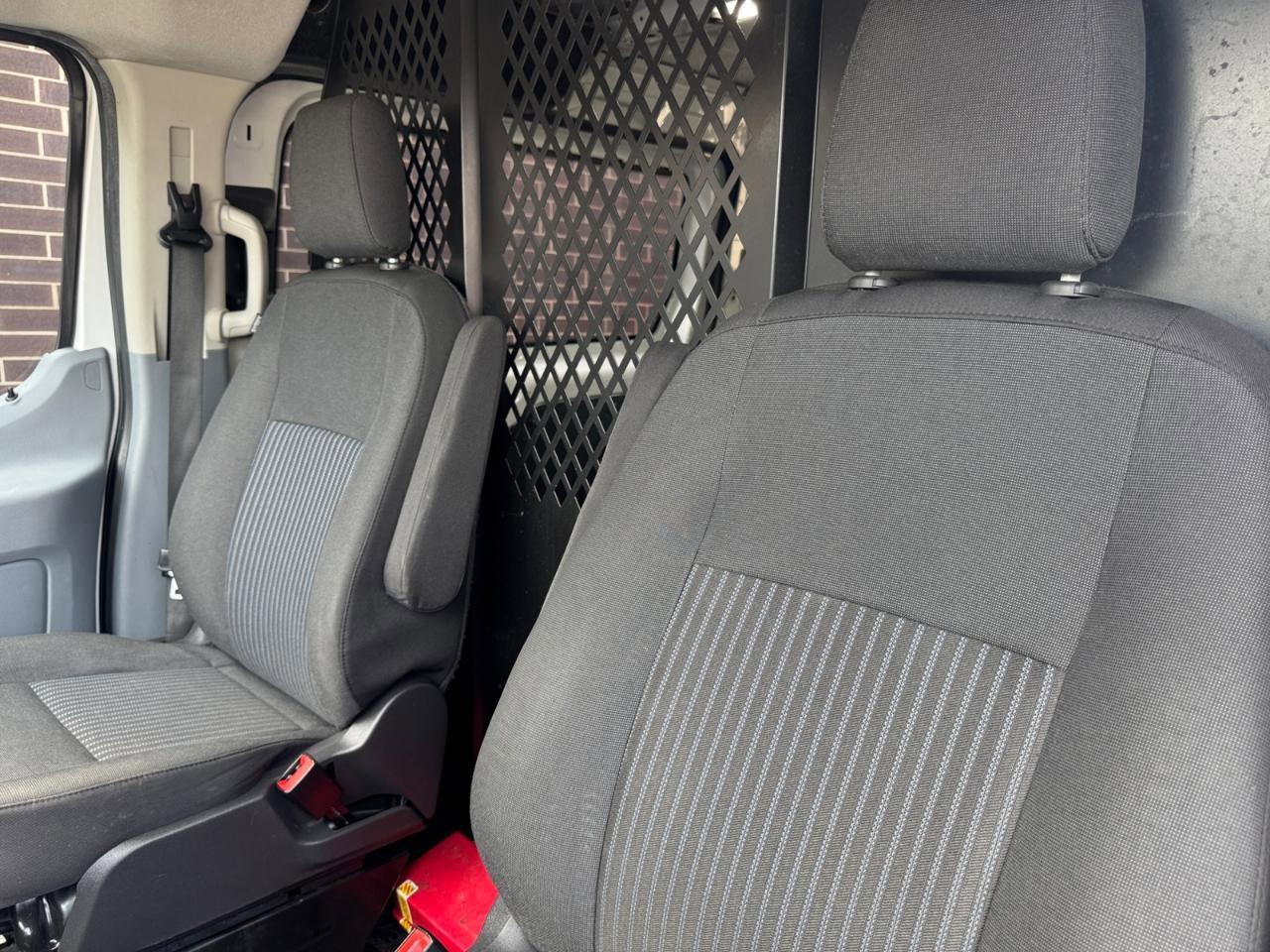 Used 2018 Ford Transit 250 130 Low Roof w/ Exterior Upgrade Package image 17