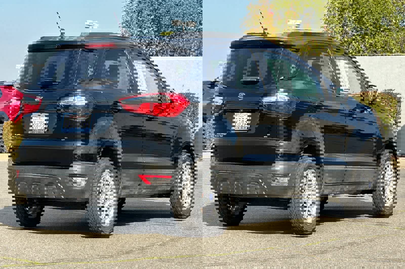 Used 2021 Ford EcoSport SE w/ SE Convenience Package image 2