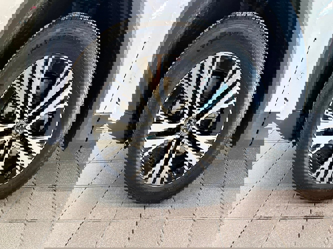 Used 2026 Mercedes-Benz GLA 250 4MATIC image 37