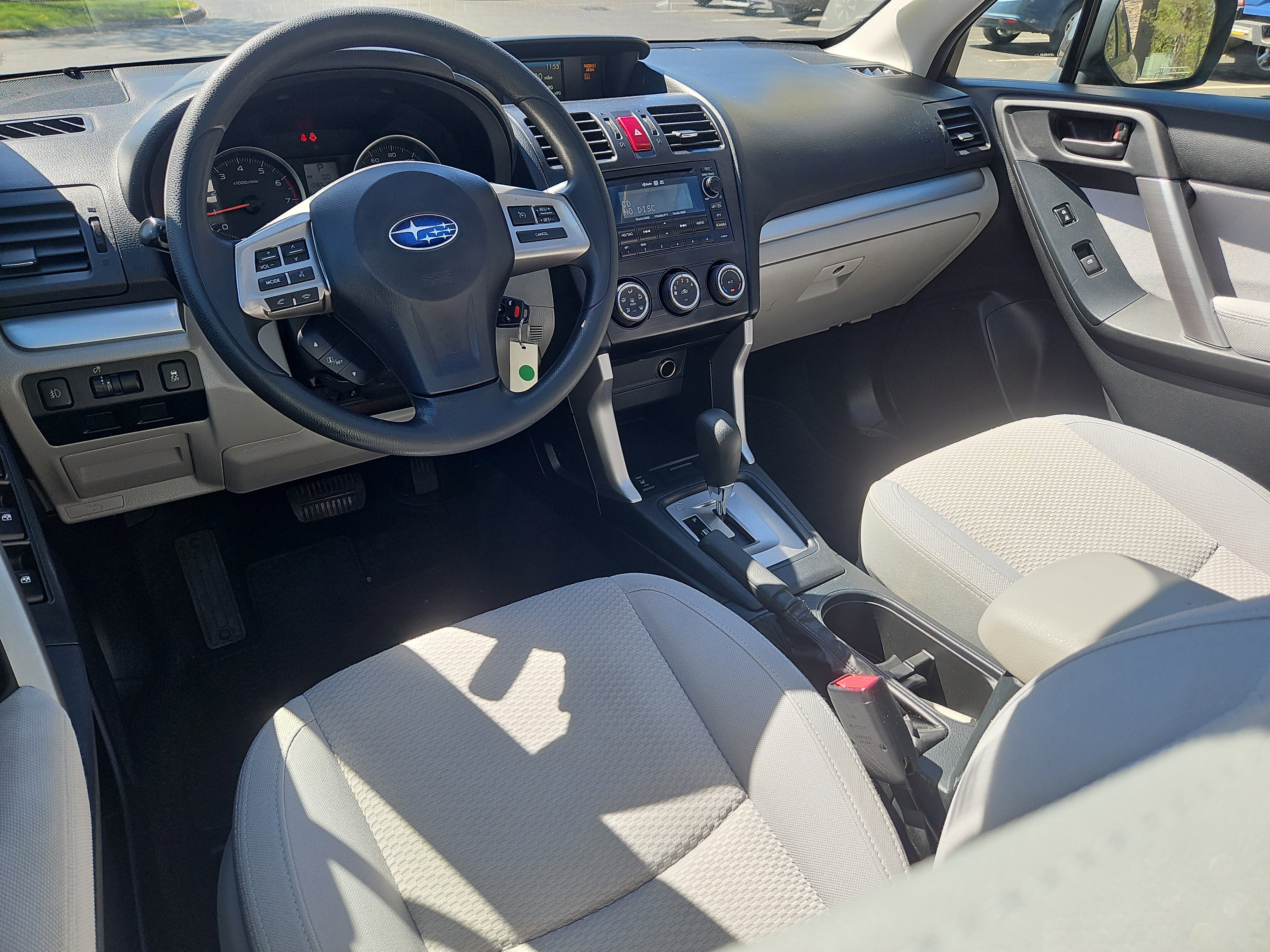 Used 2015 Subaru Forester 2.5i Premium w/ All-Weather Package AWD/4WD image 3