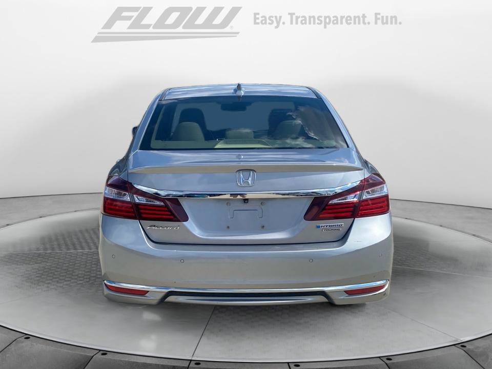 Used 2017 Honda Accord Touring image 8