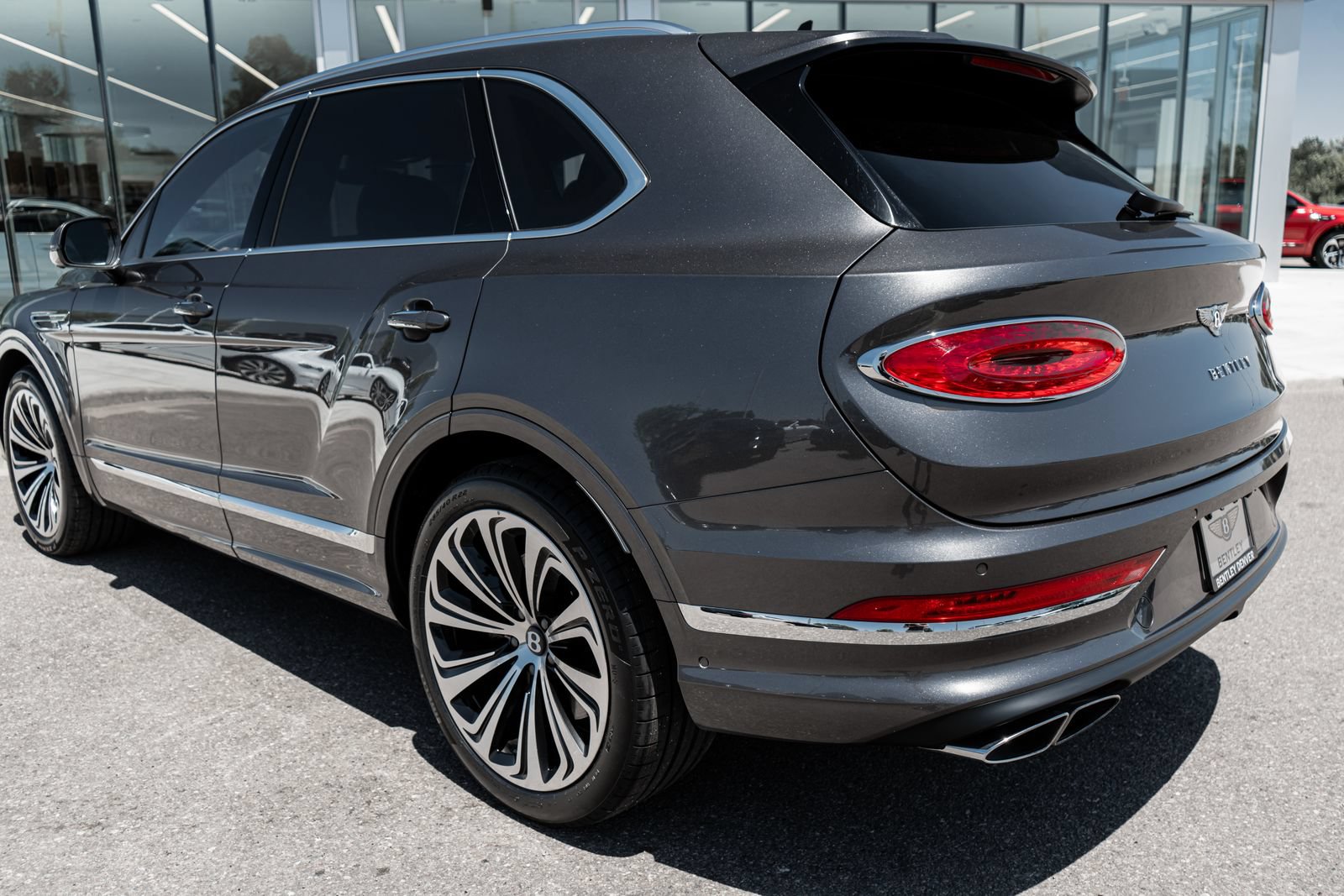 Certified 2024 Bentley Bentayga AWD/4WD image 9